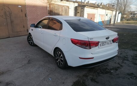 KIA Rio III рестайлинг, 2017 год, 1 050 000 рублей, 5 фотография
