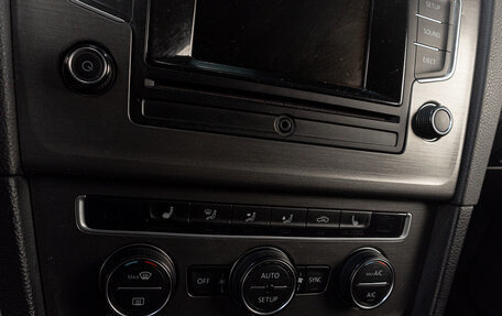 Volkswagen Golf VII, 2013 год, 979 000 рублей, 15 фотография