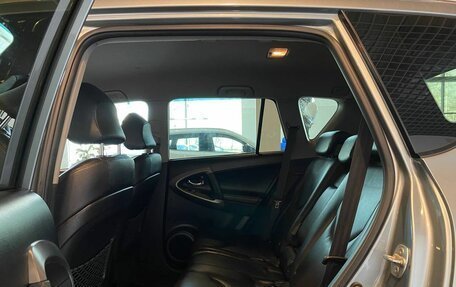 Toyota RAV4, 2007 год, 1 295 000 рублей, 24 фотография