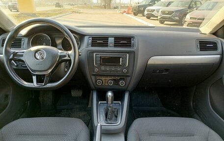 Volkswagen Jetta VI, 2016 год, 1 420 000 рублей, 17 фотография