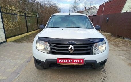 Renault Duster I рестайлинг, 2014 год, 729 000 рублей, 1 фотография