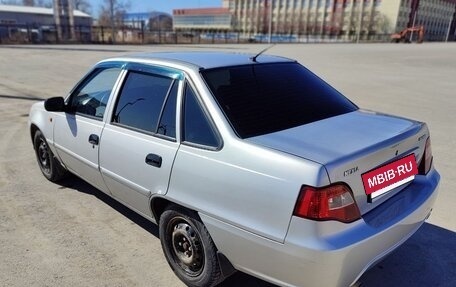 Daewoo Nexia I рестайлинг, 2010 год, 330 000 рублей, 4 фотография