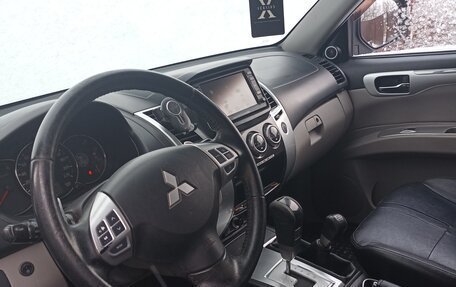 Mitsubishi Pajero Sport II рестайлинг, 2012 год, 1 150 000 рублей, 5 фотография
