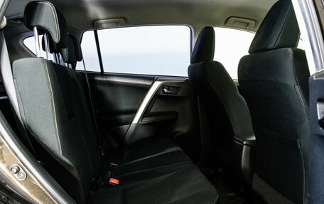Toyota RAV4, 2015 год, 1 845 000 рублей, 16 фотография