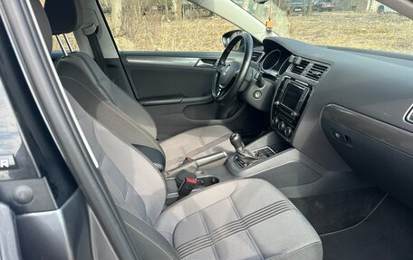 Volkswagen Jetta VI, 2016 год, 1 490 000 рублей, 16 фотография