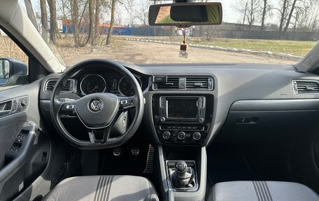 Volkswagen Jetta VI, 2016 год, 1 490 000 рублей, 14 фотография