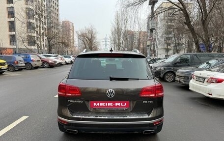 Volkswagen Touareg III, 2016 год, 3 090 000 рублей, 6 фотография