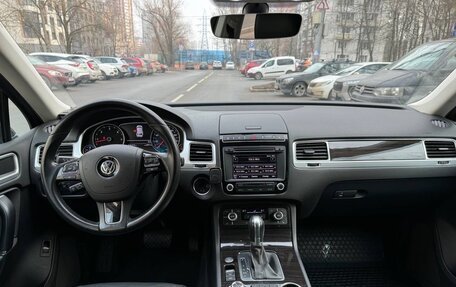 Volkswagen Touareg III, 2016 год, 3 090 000 рублей, 11 фотография