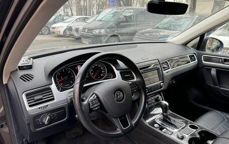 Volkswagen Touareg III, 2016 год, 3 090 000 рублей, 12 фотография