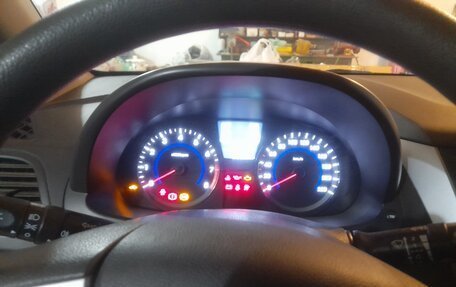 Hyundai Solaris II рестайлинг, 2016 год, 1 000 000 рублей, 7 фотография