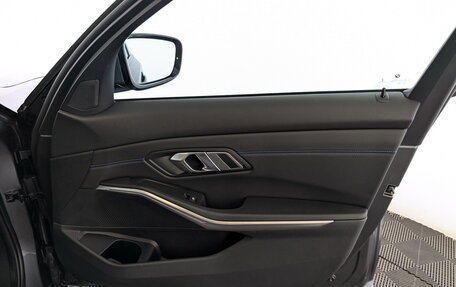 BMW 3 серия, 2021 год, 4 250 000 рублей, 24 фотография