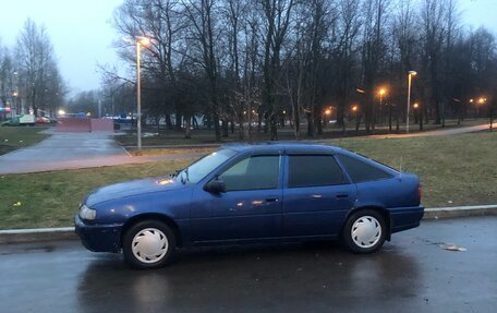 Opel Vectra A, 1994 год, 155 000 рублей, 6 фотография