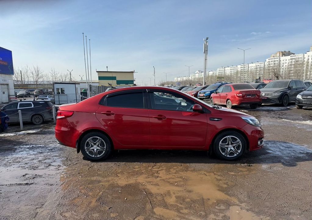 KIA Rio III рестайлинг, 2015 год, 700 000 рублей, 9 фотография