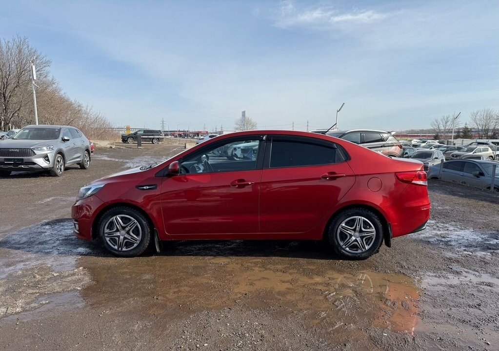 KIA Rio III рестайлинг, 2015 год, 700 000 рублей, 4 фотография