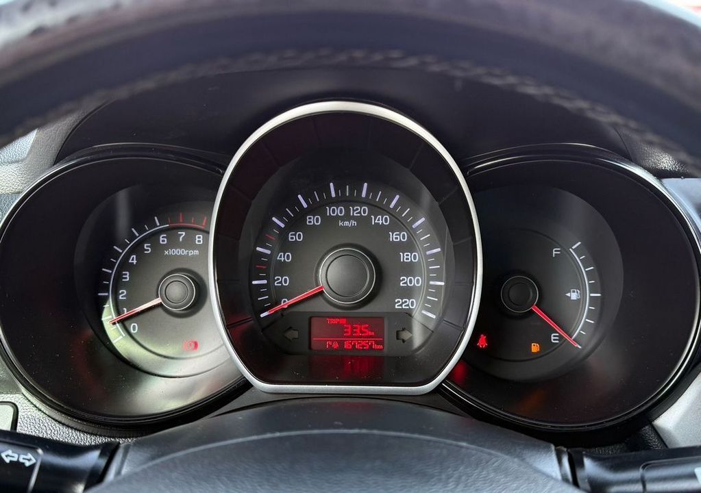 KIA Rio III рестайлинг, 2015 год, 700 000 рублей, 19 фотография