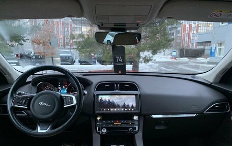 Jaguar F-Pace, 2019 год, 2 489 000 рублей, 11 фотография