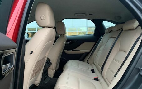 Jaguar F-Pace, 2019 год, 2 489 000 рублей, 25 фотография