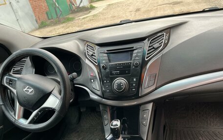 Hyundai i40 I рестайлинг, 2014 год, 1 300 000 рублей, 3 фотография