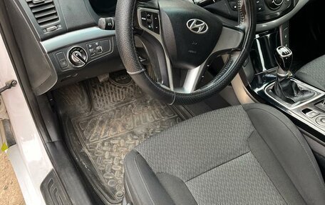 Hyundai i40 I рестайлинг, 2014 год, 1 300 000 рублей, 26 фотография
