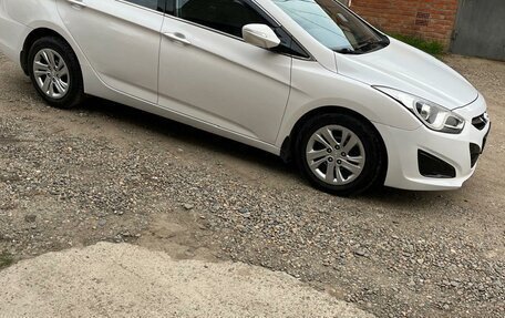 Hyundai i40 I рестайлинг, 2014 год, 1 300 000 рублей, 34 фотография