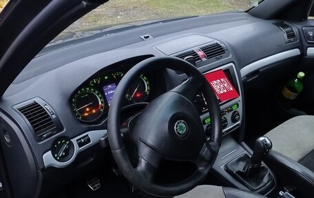 Skoda Octavia RS, 2007 год, 585 000 рублей, 13 фотография