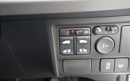 Honda Freed I, 2011 год, 999 990 рублей, 12 фотография