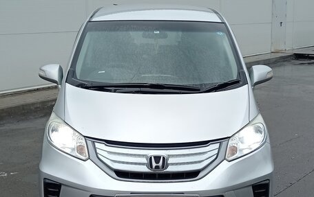 Honda Freed I, 2011 год, 999 990 рублей, 13 фотография