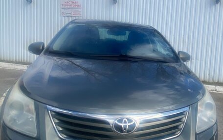 Toyota Avensis III рестайлинг, 2011 год, 1 350 000 рублей, 1 фотография
