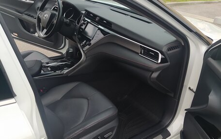 Toyota Camry, 2020 год, 3 690 000 рублей, 14 фотография