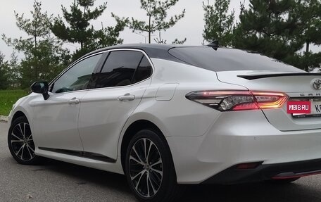 Toyota Camry, 2020 год, 3 690 000 рублей, 4 фотография