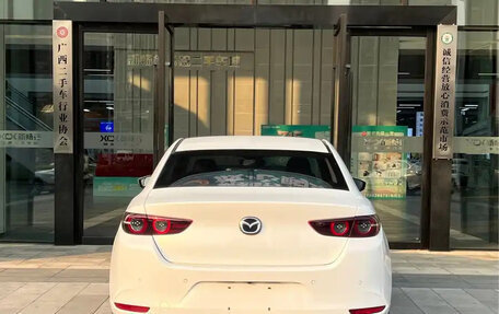 Mazda 3, 2021 год, 1 993 000 рублей, 5 фотография
