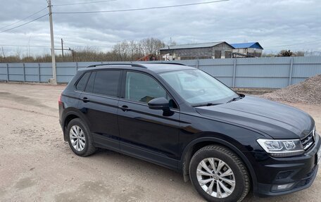 Volkswagen Tiguan II, 2020 год, 1 900 000 рублей, 4 фотография