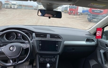 Volkswagen Tiguan II, 2020 год, 1 900 000 рублей, 6 фотография