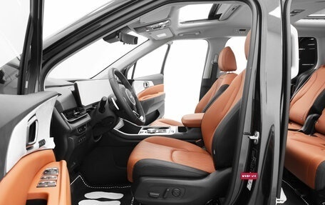 KIA Carnival, 2024 год, 7 690 000 рублей, 23 фотография