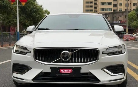 Volvo S60 III, 2020 год, 2 862 000 рублей, 2 фотография