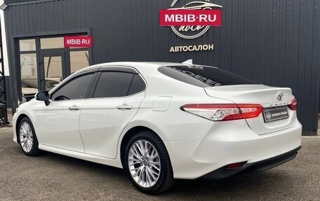 Toyota Camry, 2020 год, 3 000 000 рублей, 8 фотография