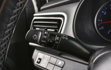 KIA Stonic, 2019 год, 1 840 000 рублей, 17 фотография
