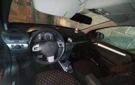 Opel Astra H, 2011 год, 750 000 рублей, 1 фотография