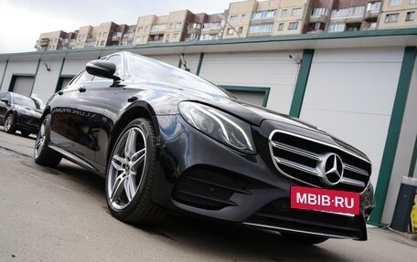 Mercedes-Benz E-Класс, 2019 год, 3 700 000 рублей, 7 фотография