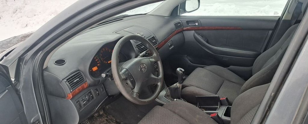 Toyota Avensis, 2007 год, 670 000 рублей, 2 фотография
