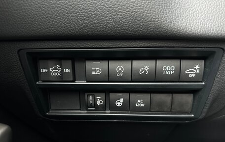 Toyota Tundra, 2025 год, 28 фотография