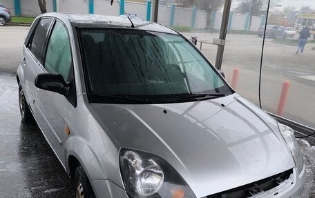 Ford Fiesta, 2007 год, 530 000 рублей, 13 фотография