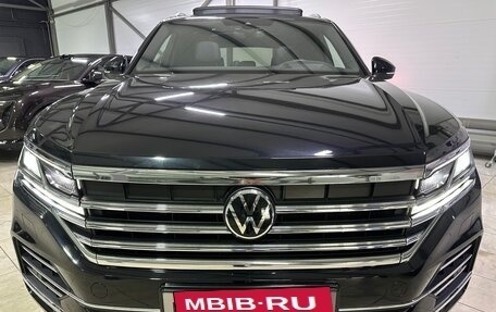 Volkswagen Touareg III, 2021 год, 6 300 000 рублей, 9 фотография