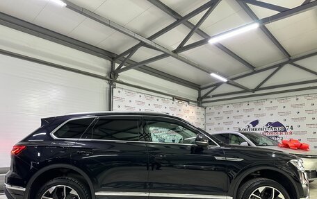 Volkswagen Touareg III, 2021 год, 6 300 000 рублей, 11 фотография