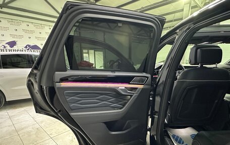 Volkswagen Touareg III, 2021 год, 6 300 000 рублей, 29 фотография