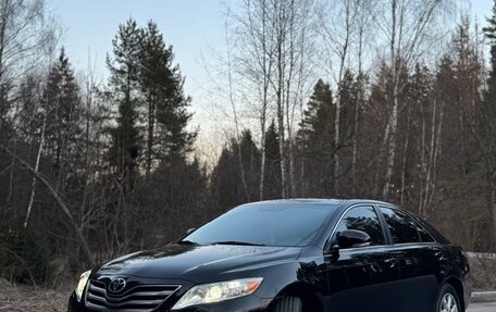 Toyota Camry, 2011 год, 1 550 000 рублей, 3 фотография