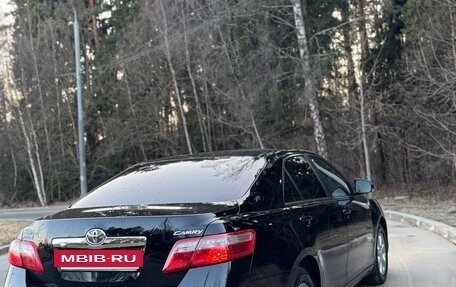 Toyota Camry, 2011 год, 1 550 000 рублей, 4 фотография