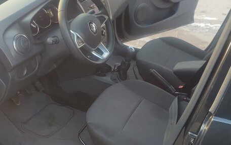 Renault Logan II, 2018 год, 1 150 000 рублей, 1 фотография