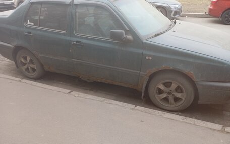 Volkswagen Vento, 1996 год, 70 000 рублей, 2 фотография