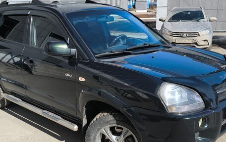Hyundai Tucson III, 2006 год, 980 000 рублей, 2 фотография